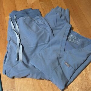 Figs One Pocket Top and Jogger Scrub Set Vapor Blue Space Dye